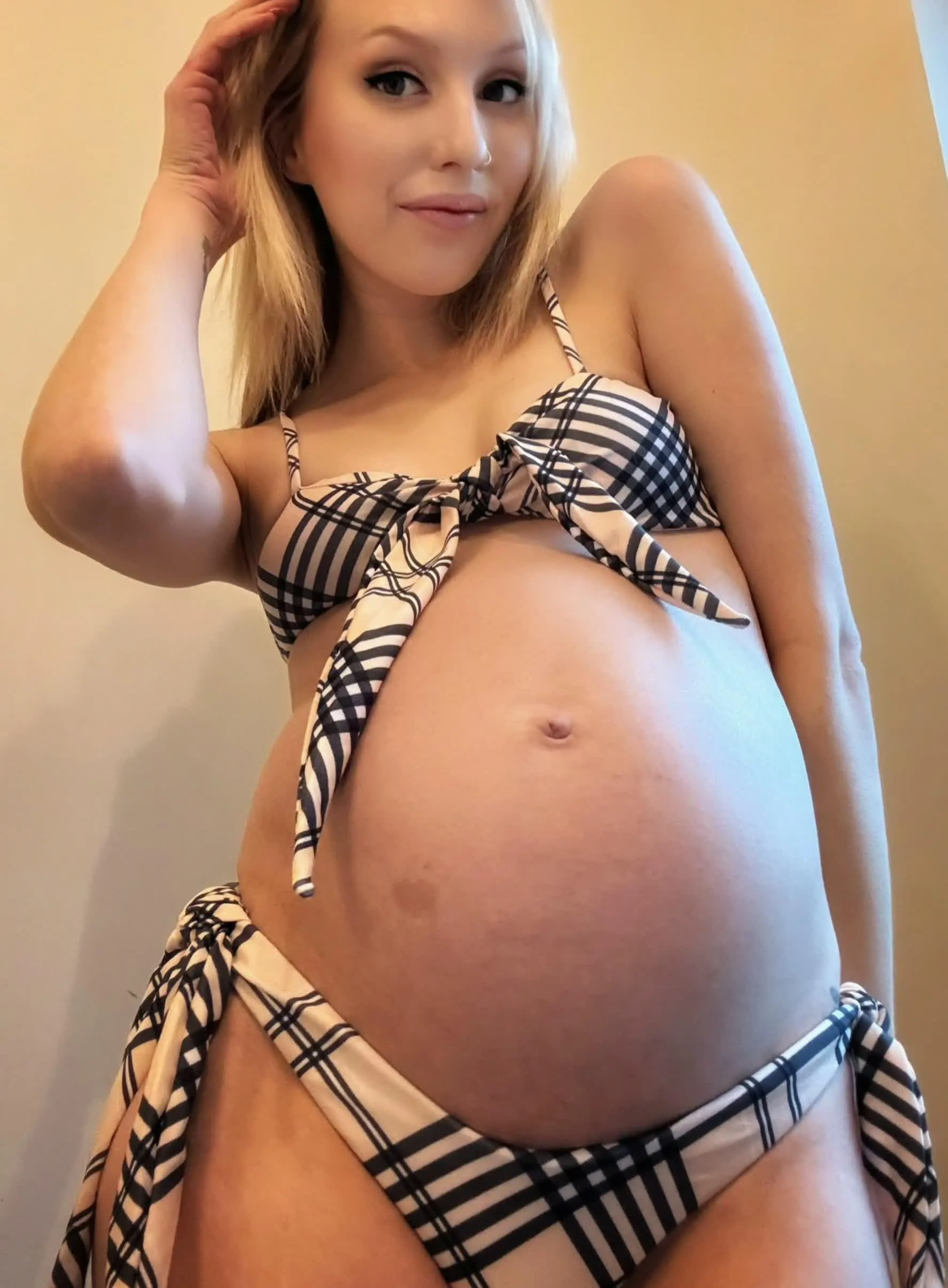 Nobody has given me a full body massage with oil yet.. will you