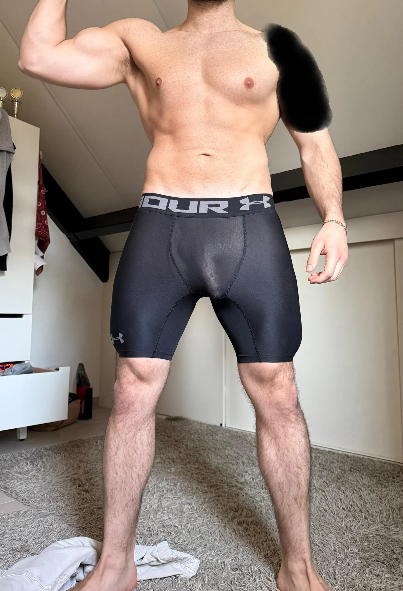 [selling][netherlands][45$] 25 year old muscular alpha selling all types of used underwear. Hmu for more info