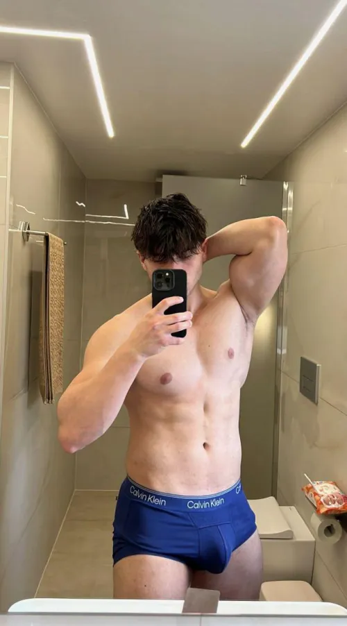 the last thing you see before the best night of your life