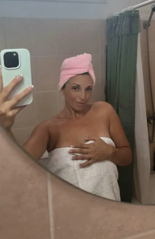 Wanna join mommy in the shower?