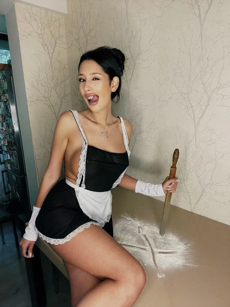 would you ever have me as your maid? 32F