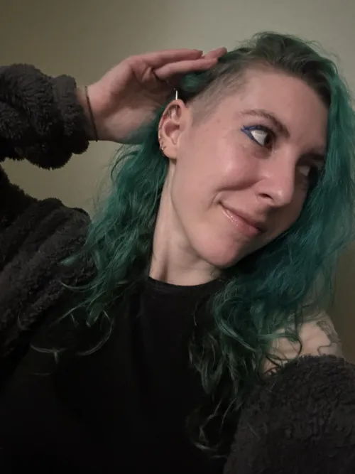 You know it feels so good to rub my hands over the shaved parts