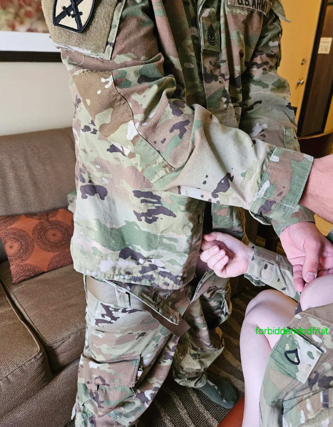 Your favorite real active duty slut is looking for veteran. Recently had one join a group session