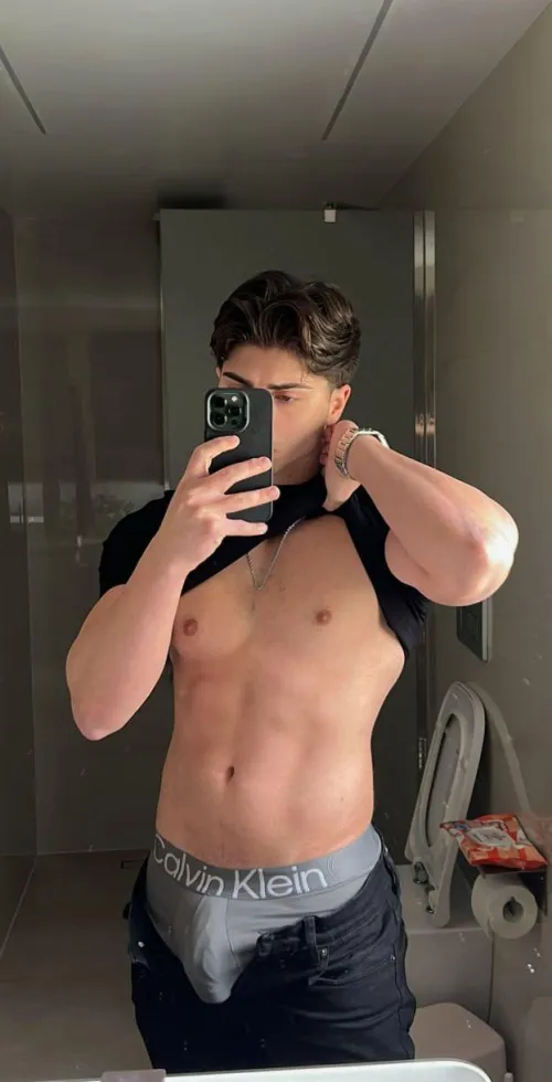 Do you like my new boxer?