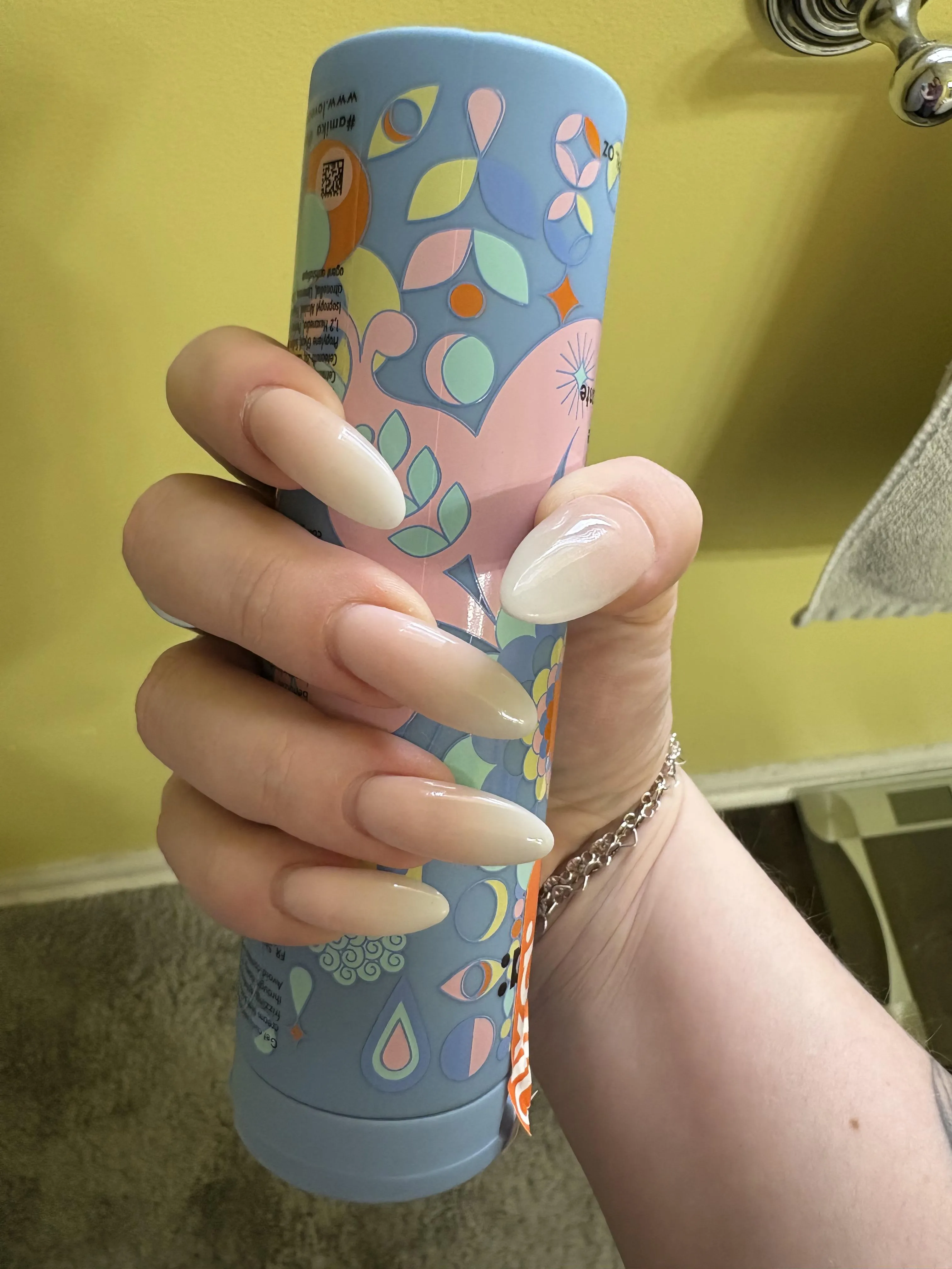 What else do you picture in my hand?😏