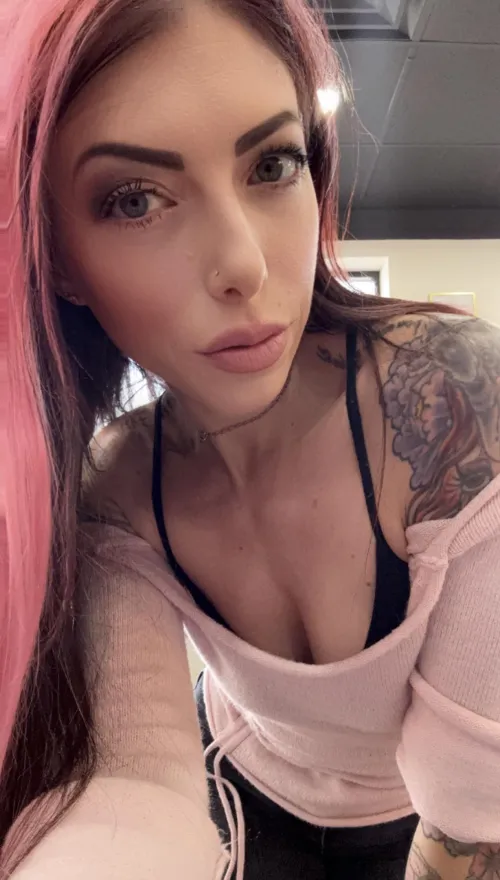 Did you just try to peek down my top, you naughty boy? That type behavior is going to cost you dearly!