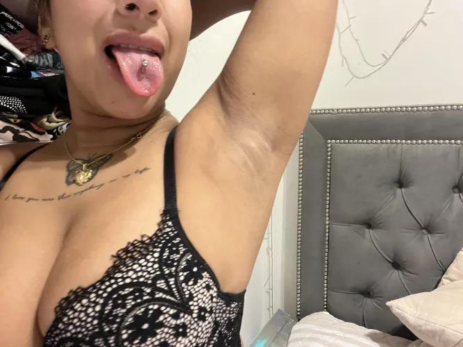smooth armpit