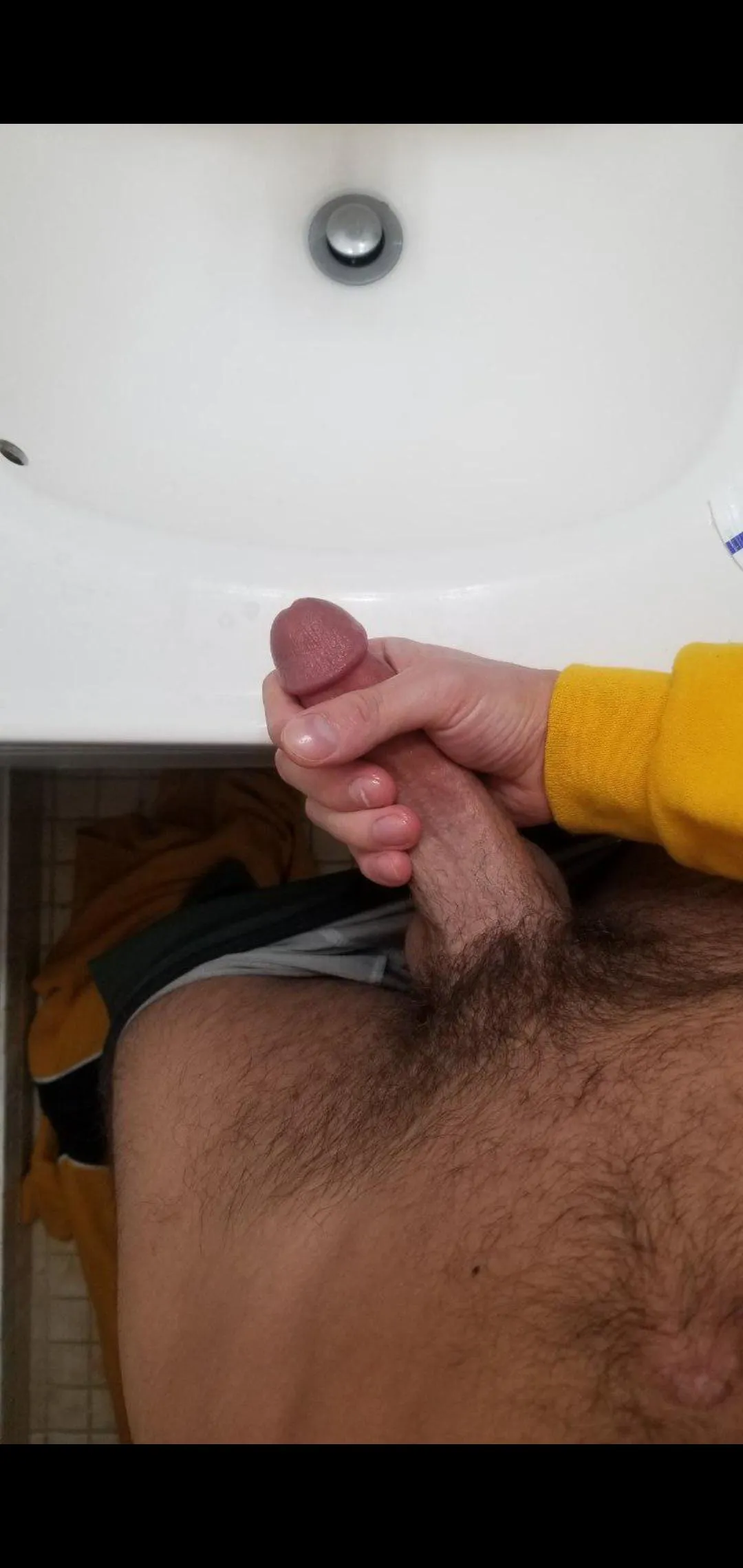 Any bros wanna hang? East of Moorhead.