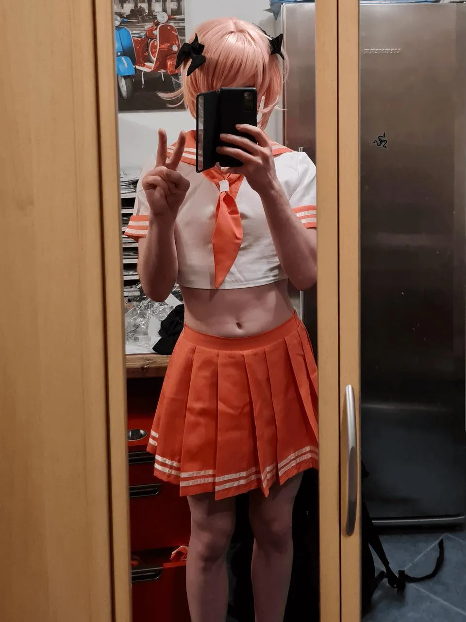 Sissy 22 suche nach anderen sissies oder doms in der Nähe von Wien/Österreich