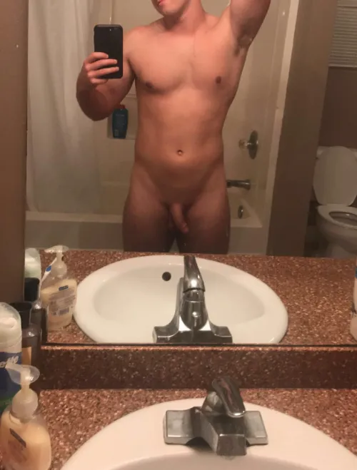 27M4F (oc)