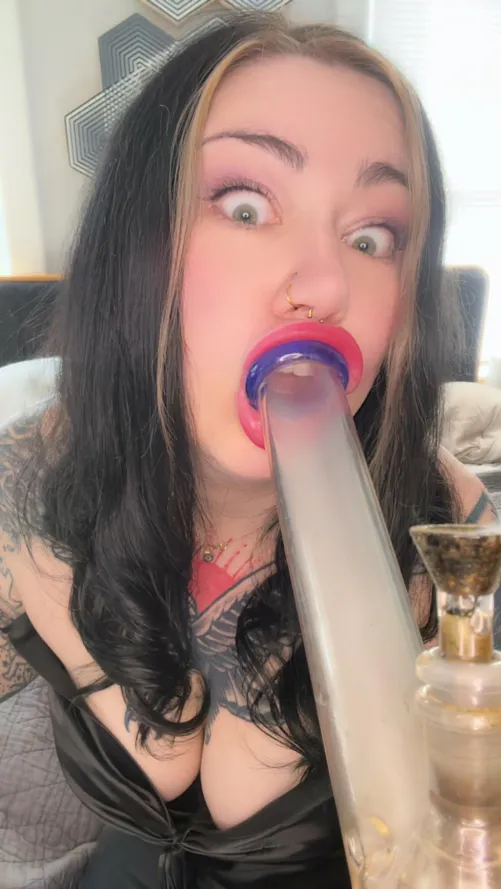 Sloppy Stoner Saturday! 🤡💋💨
