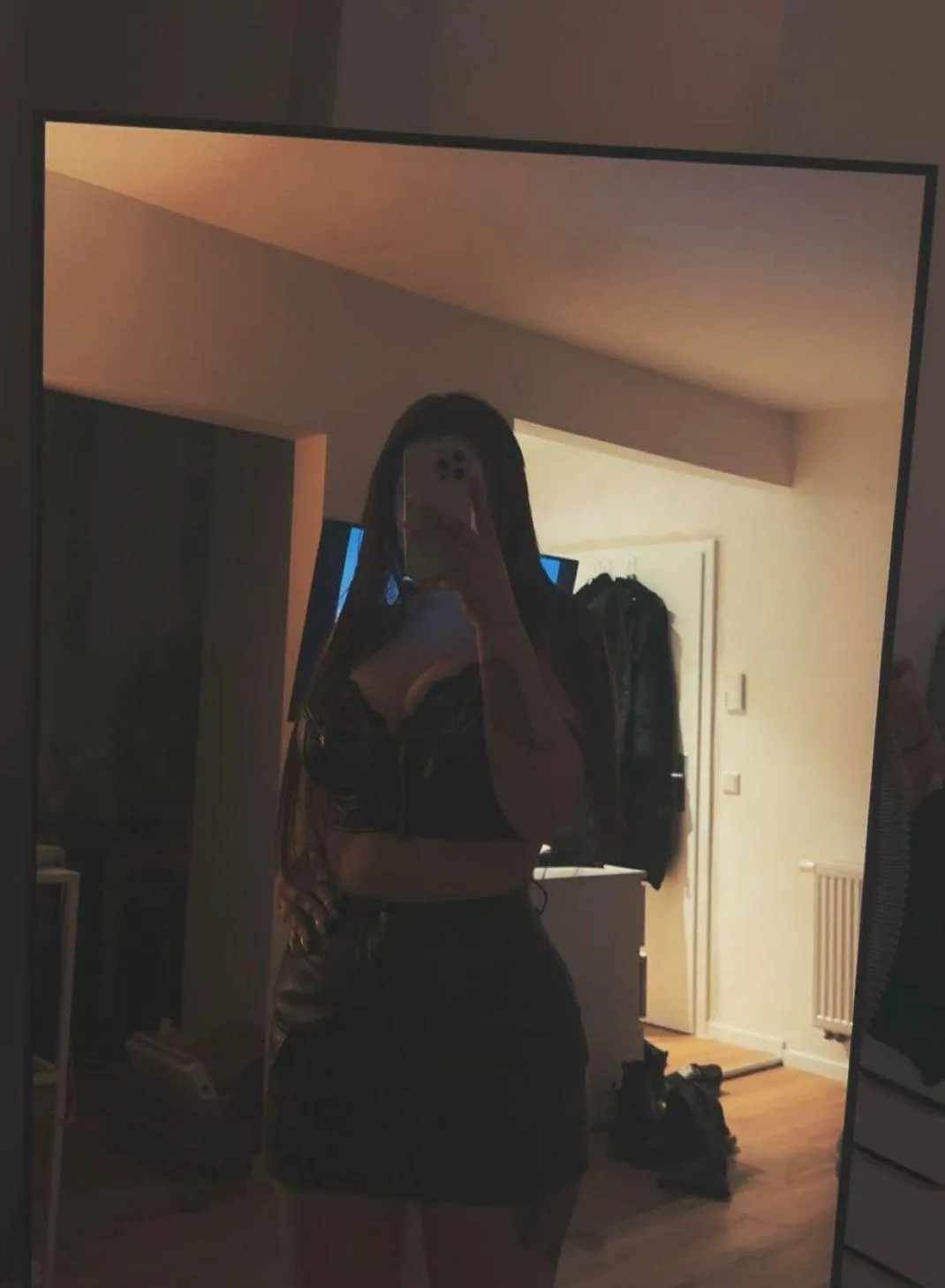 Lieber große oder kleine Brüste? 🙈😈