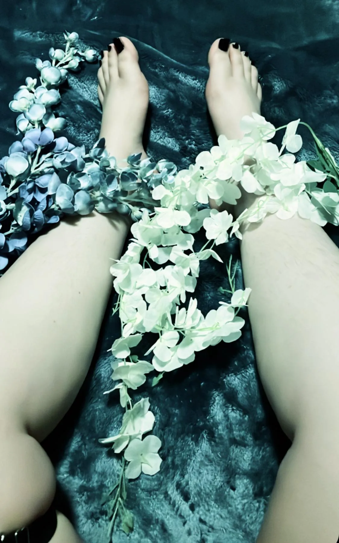 Little fucker got away with a slap on the wrist, im out a grand on my car after THEY hit it. Hope my feet make your day better than mine lol