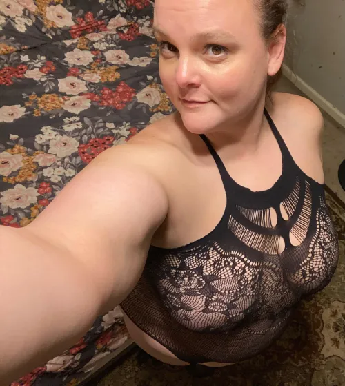 [Selling][USA] Sexting,Pics/Videos, used items and much more lets have fun specially is a BBW MILF is your thing!