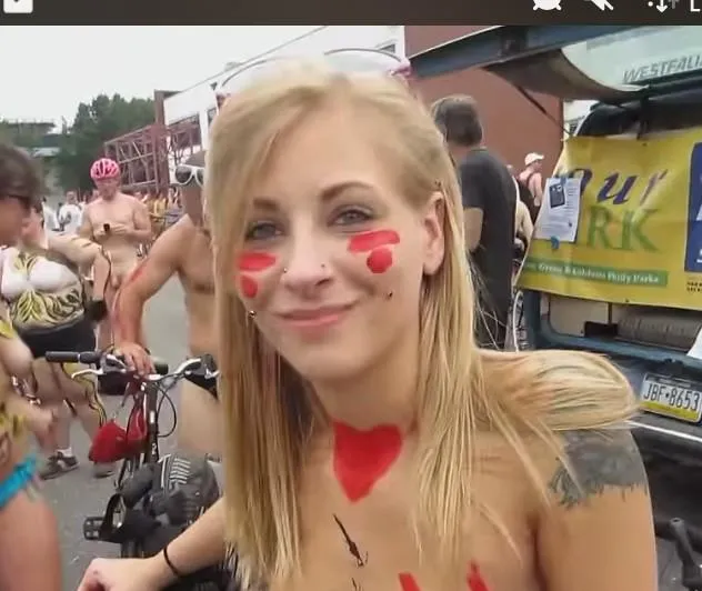 Anyone have any more pictures of this lady? From Philadelphia 2012