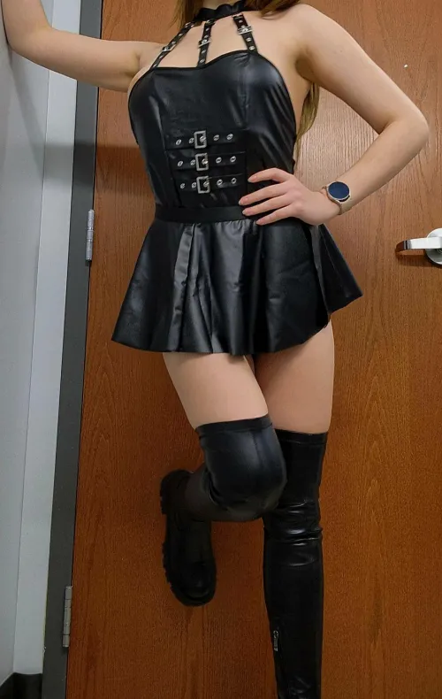 It's a good thing I don't go to a Christian college 🤭