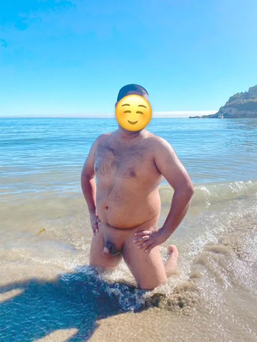 Can’t wait to visit soon when it warms up. I had a great time sunbathing and skinny dipping here last year. Great vibes too:)