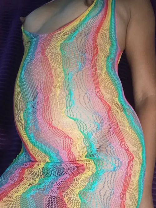 Would you like to cum with this beautiful pregnant woman?