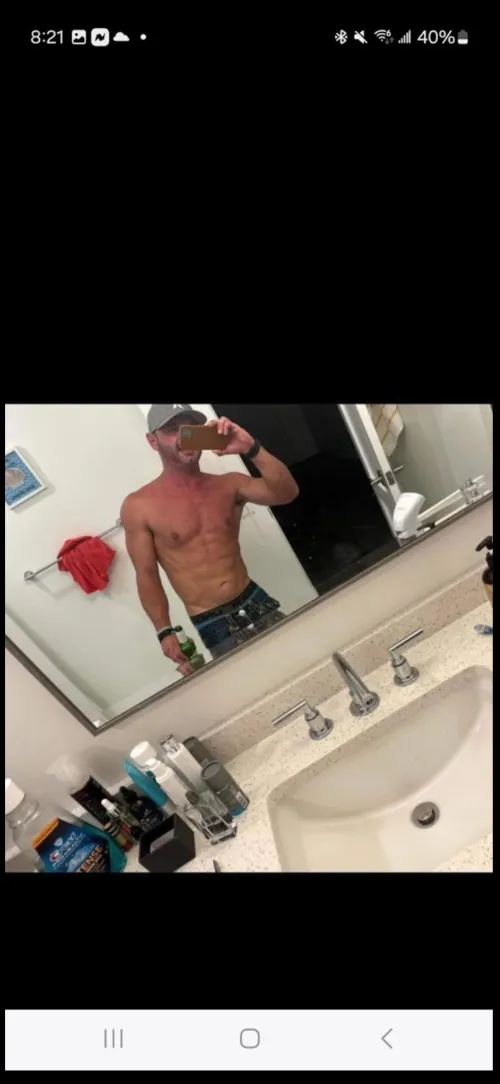 Any chance there are any females that want to hook up