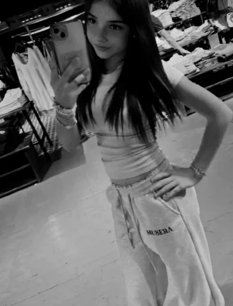 Need a sweet bf daddy to spoil me