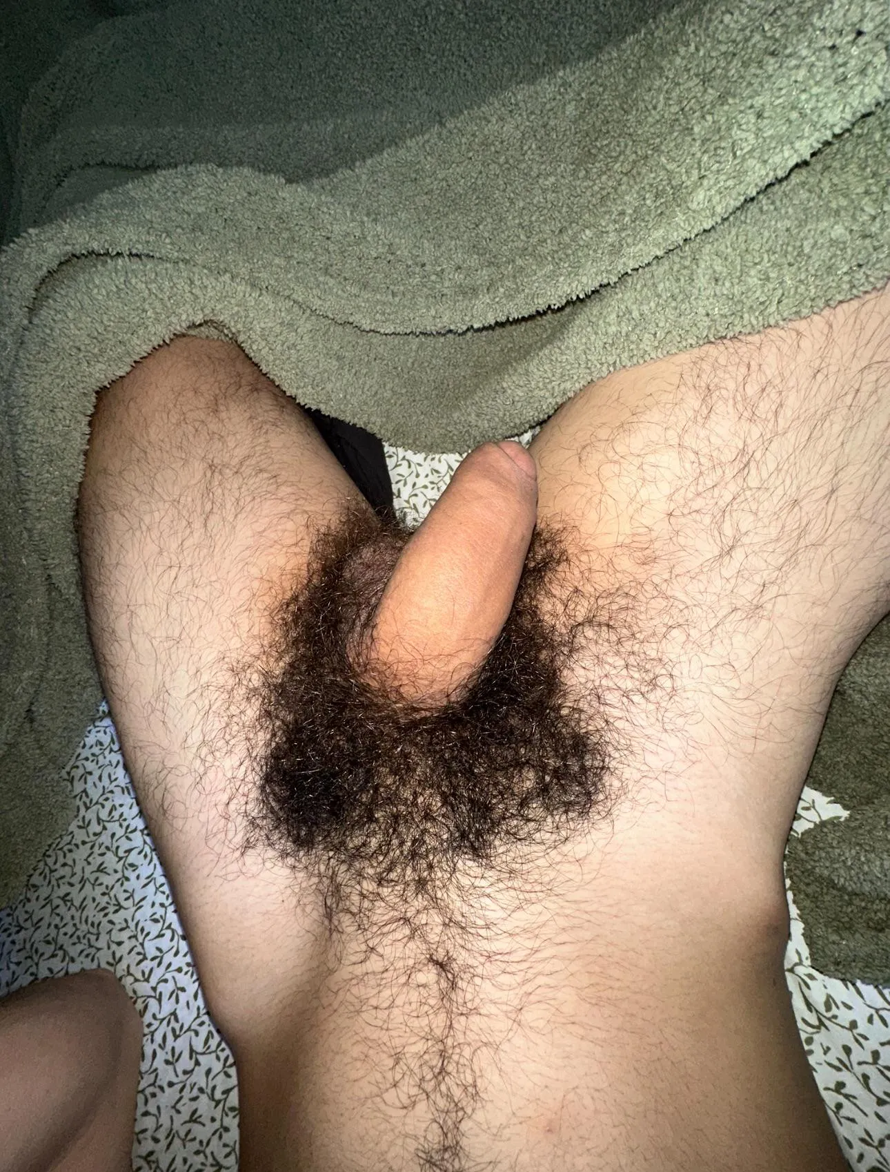 Who’s gonna pull it back to sniff? (20)