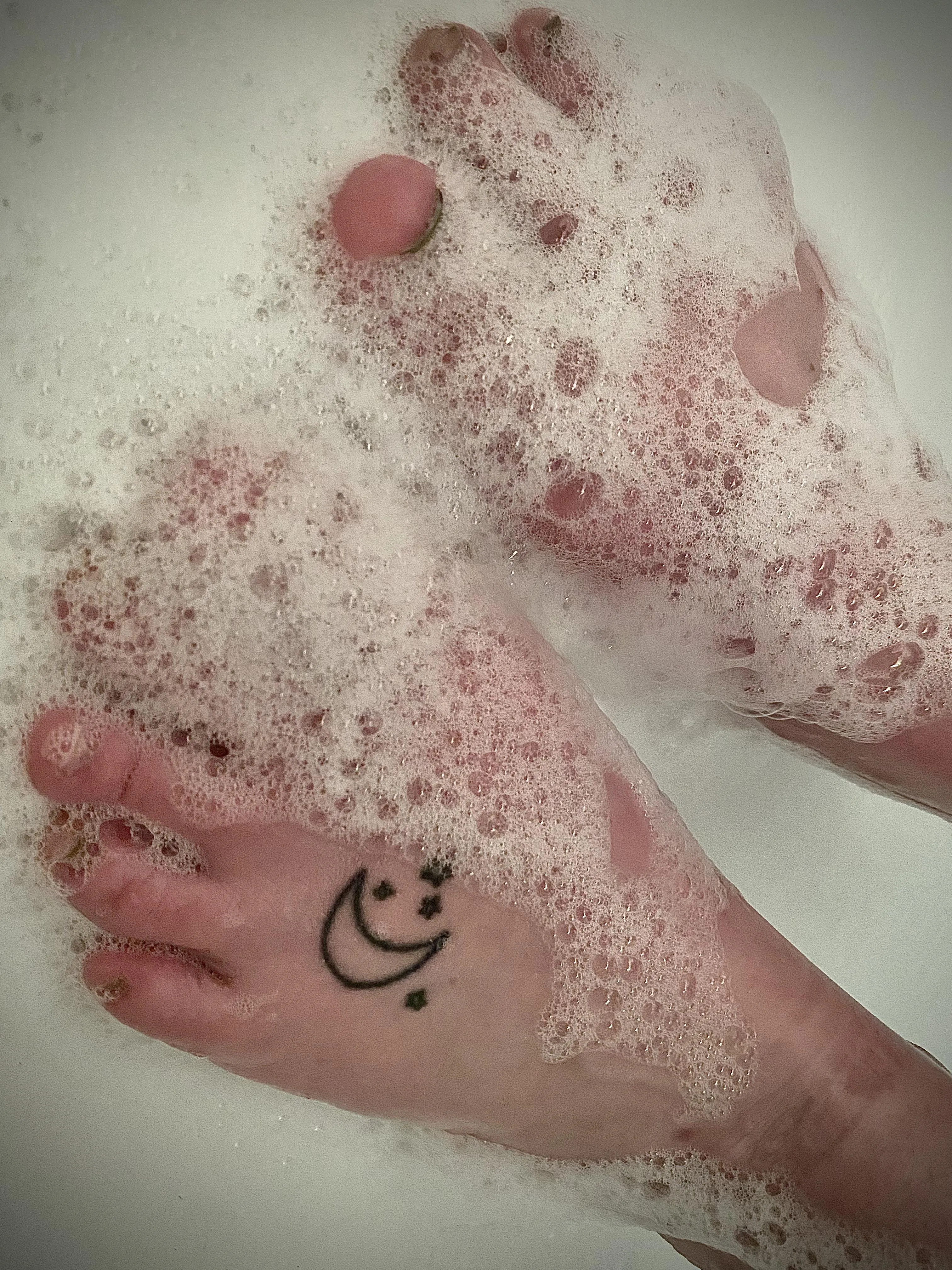 Bubbly Toes