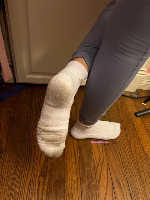 Do you like my dirty socks 🧦