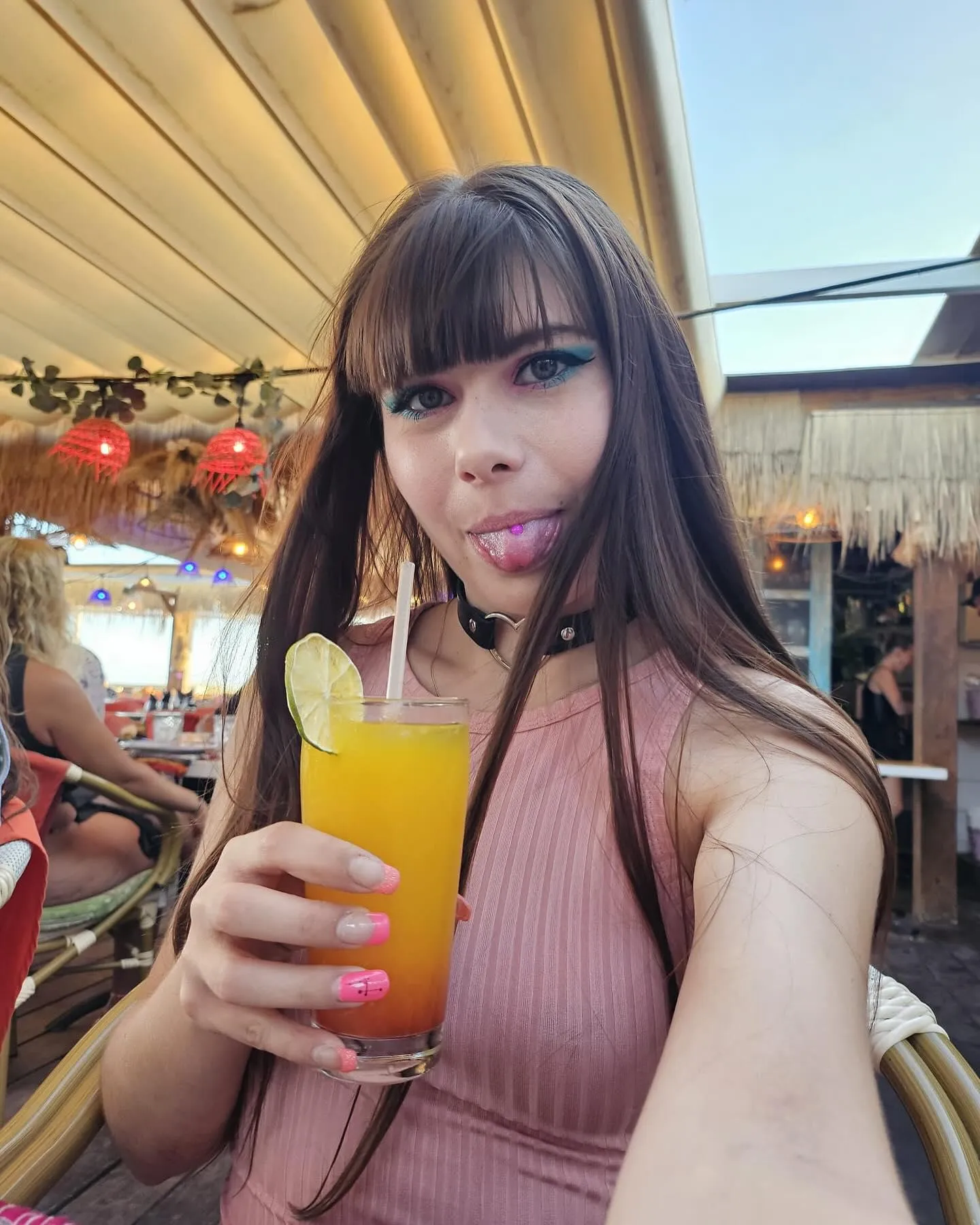 tu m'offrirais quoi comme cocktail pour me draguer ? 🥰