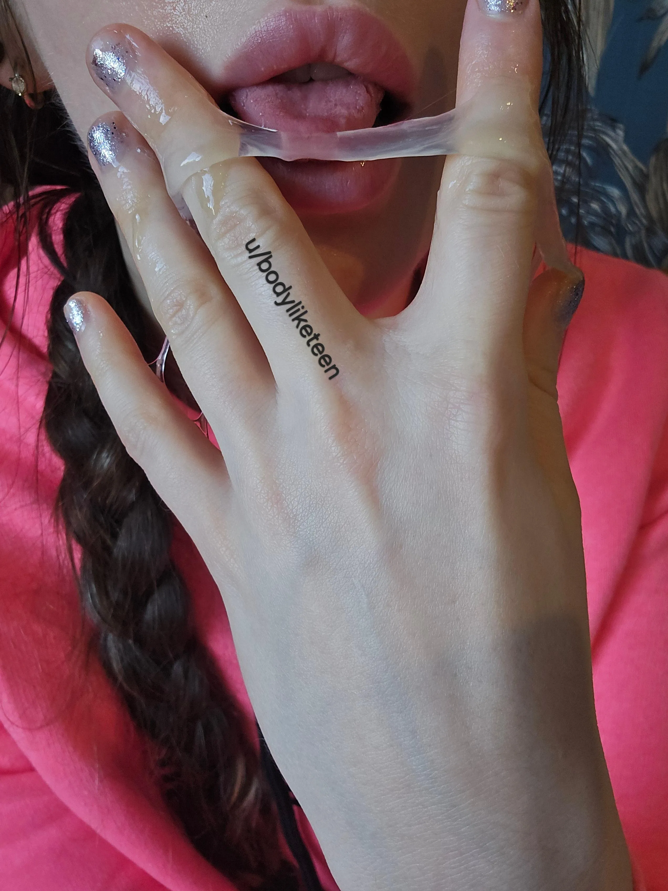 Would you still eat my grooly pussy if you were on diet? :p i am so juicy :p