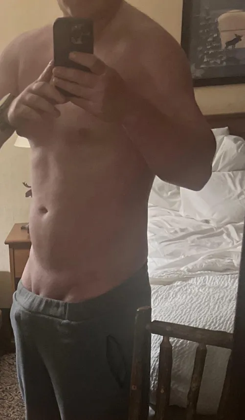 27 M might stop by tomorrow if and ladies are going for some fun. Let me know