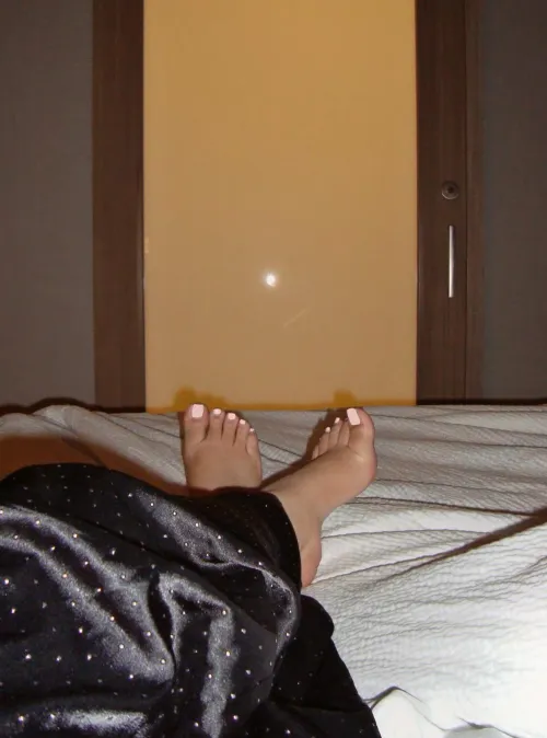 F23, should I get a French Pedicure or regular next?