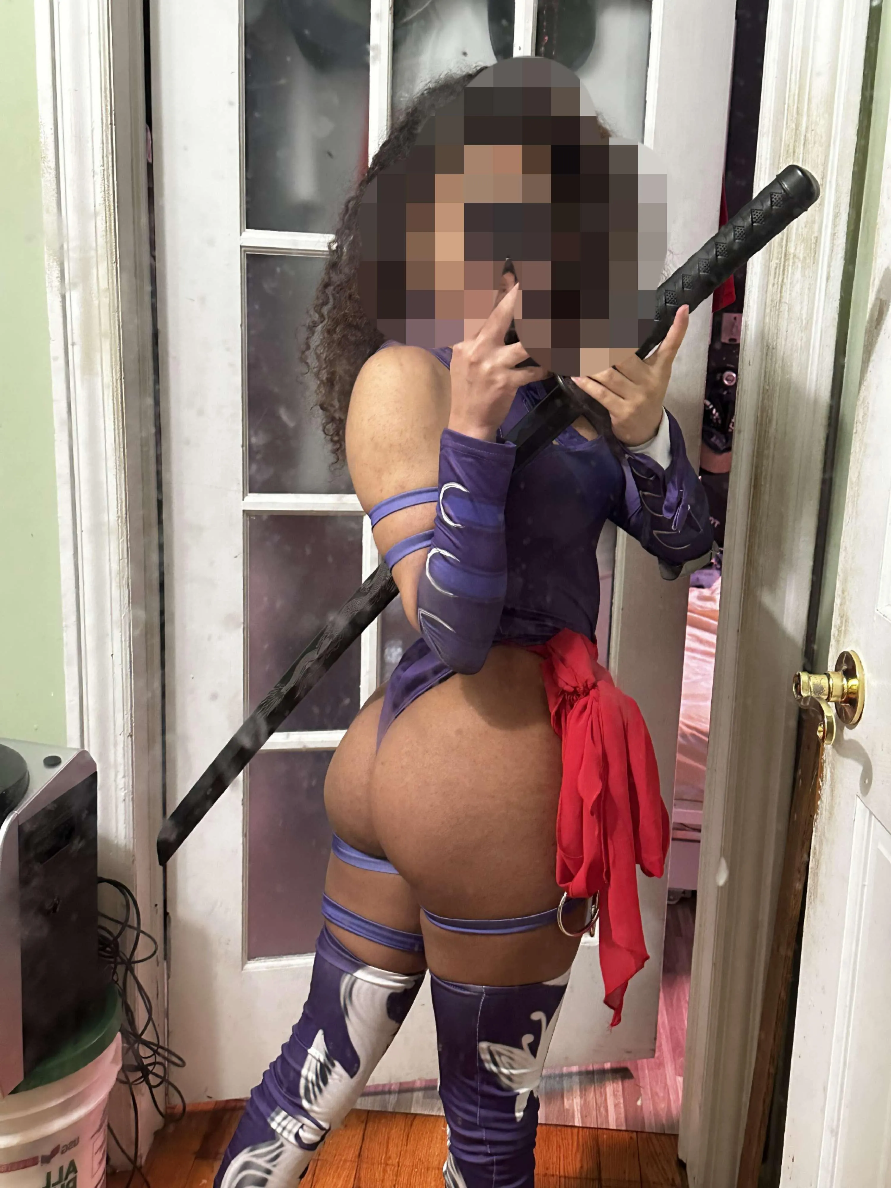 fun-sized afro latina psylocke just dropped..👀