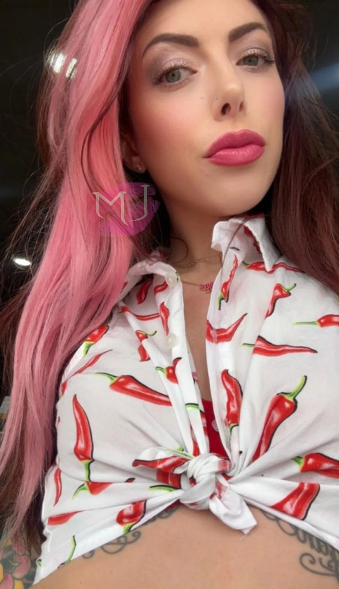 Get used to looking up at me from the floor, pet. It's where good boys belong 😍