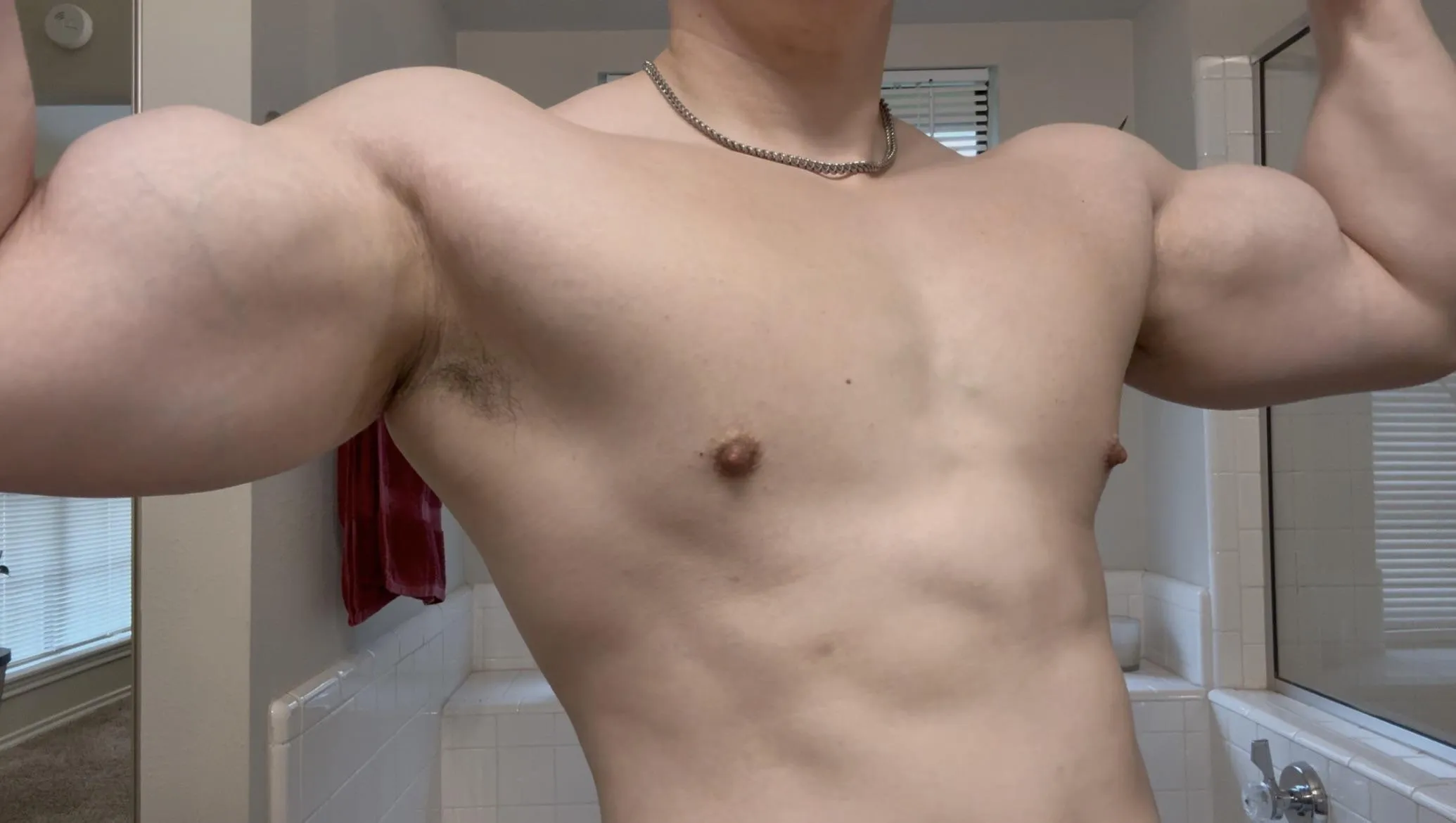 Gun show Sunday 💪😎