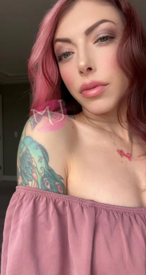 I know you are having naughty thoughts about me again and aching to submit 😈 Good Pet!