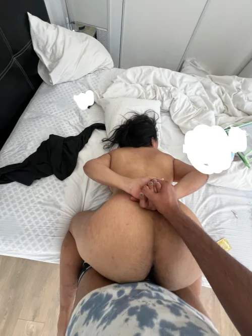 This bitch is going crazy !! Won’t leave me