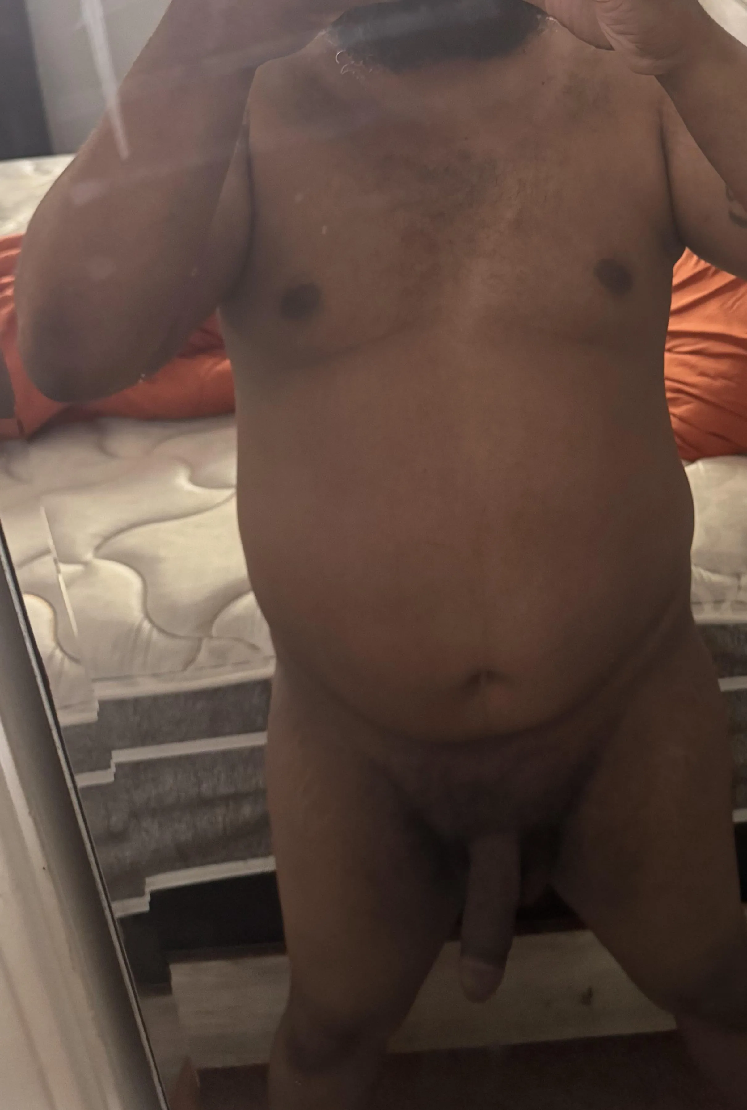 Flint 39 m looking to have fun with female or couple