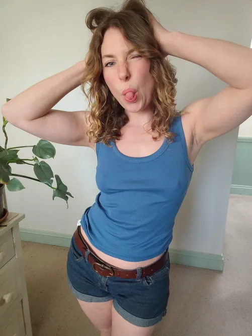 I love this colour on me