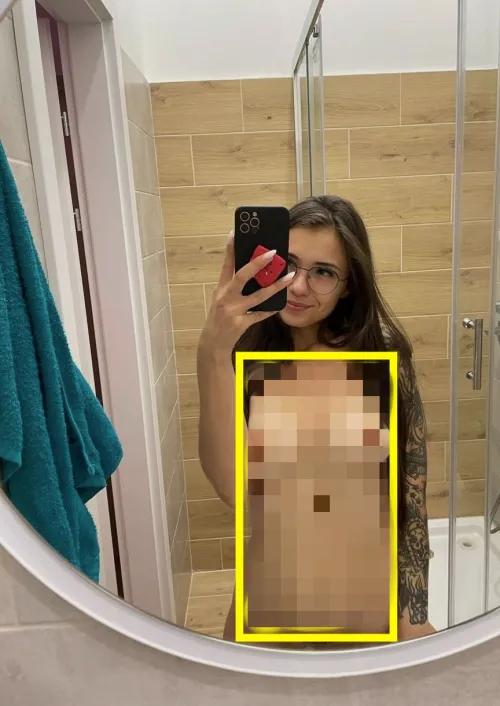 I took these selfies for my bull, but a loser like you will only get pixels.