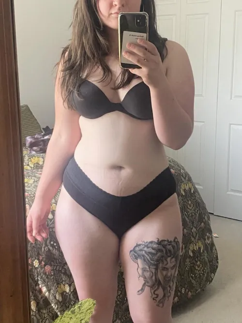 Who loves my tattoo? 🩷