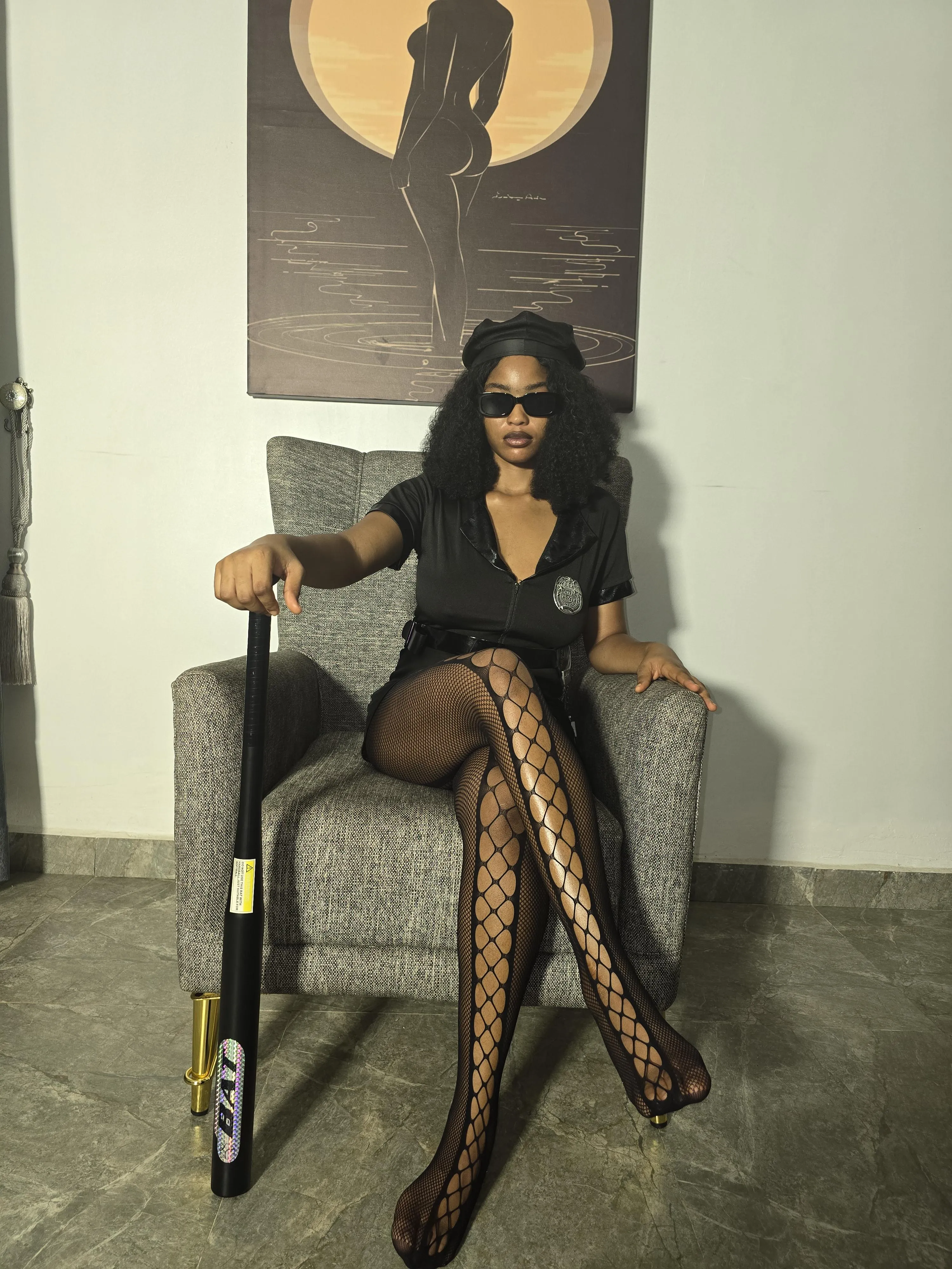 Who's ready for a ball-busting session? Mommy is here for you