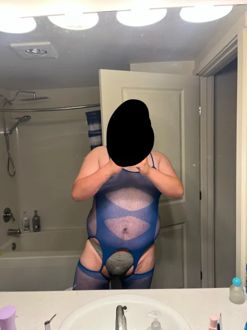 It’s feels so good to clean in my wife’s lingerie and panties