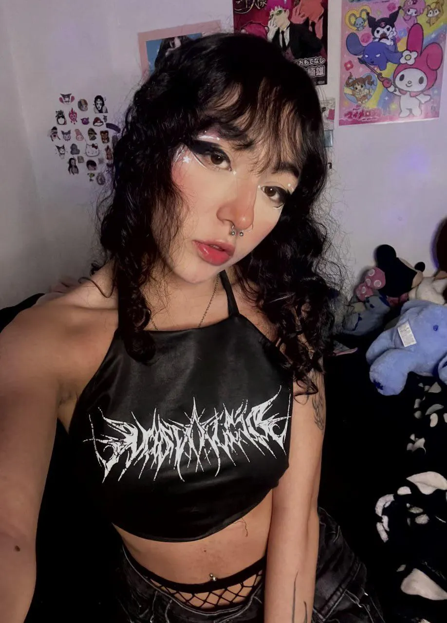 18F4M I can travel or host