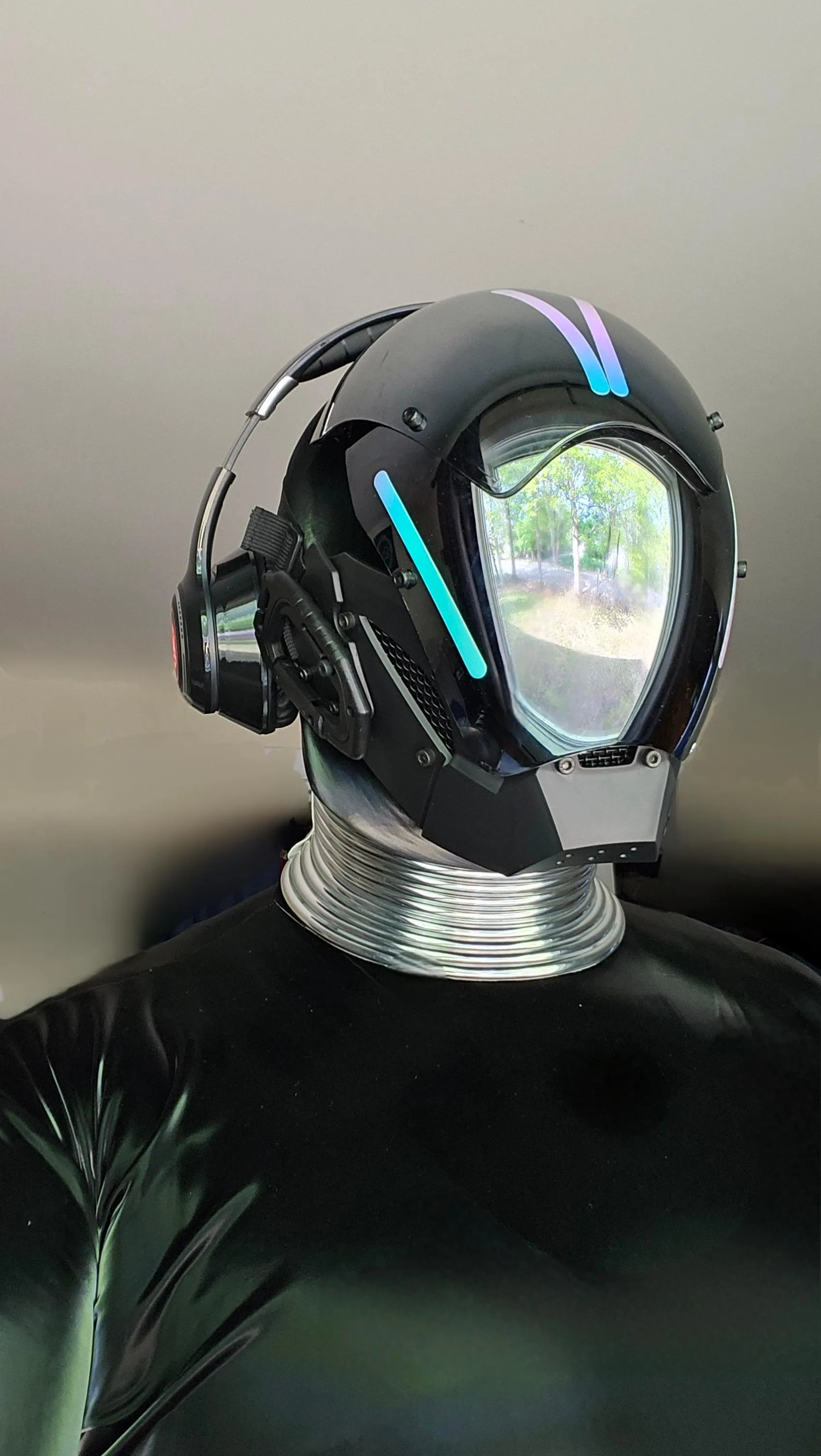 Drone has been ordered into display mode in front of the window for an unspecified amount of time. Let's see who says hello.