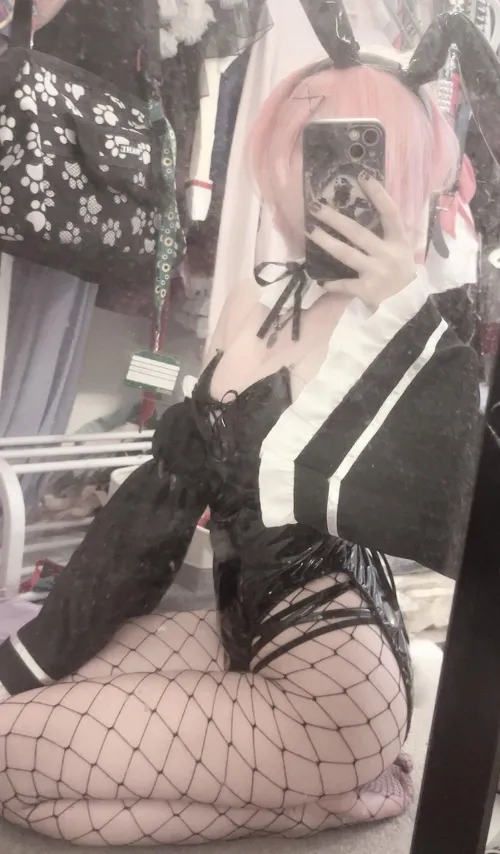 Im new to posting so any help is appreciated ><