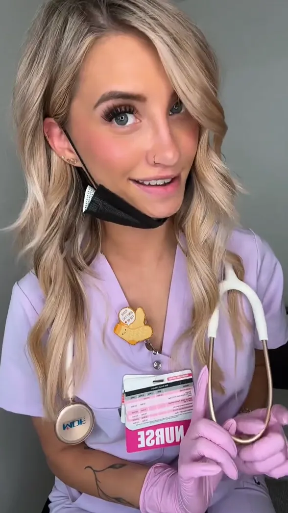 these gloves are perfect to caress you 👩‍⚕️