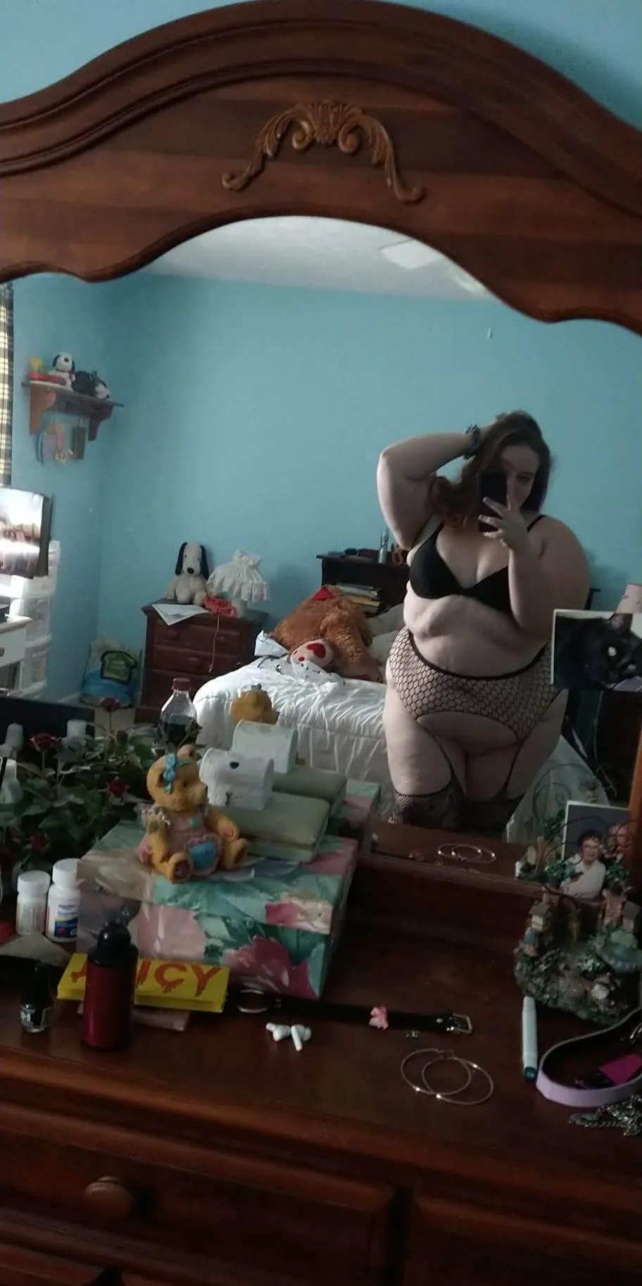 10 days till I'm 25 wanna help spoil me