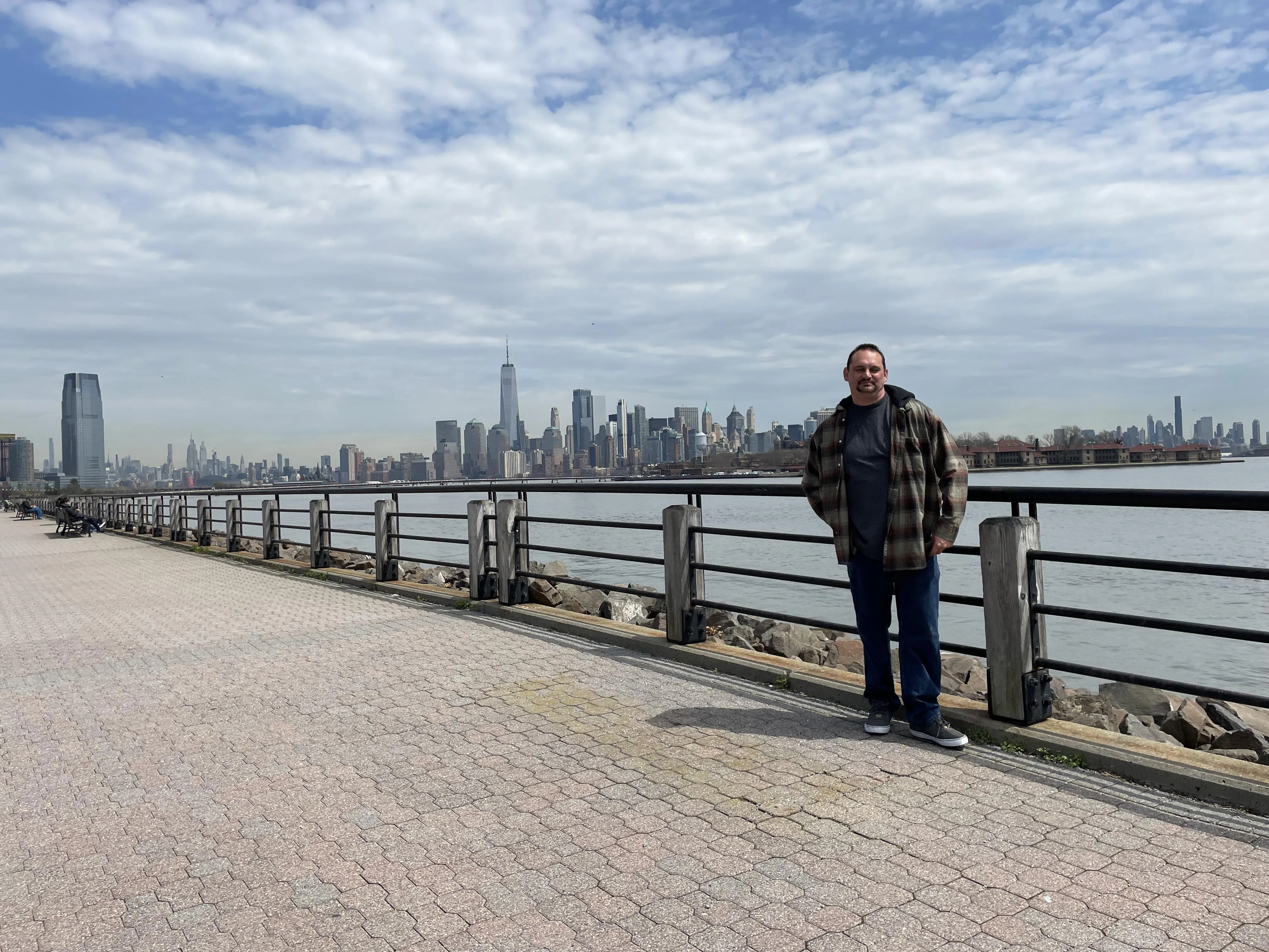 Anyone up for some fun hosting in hurricane