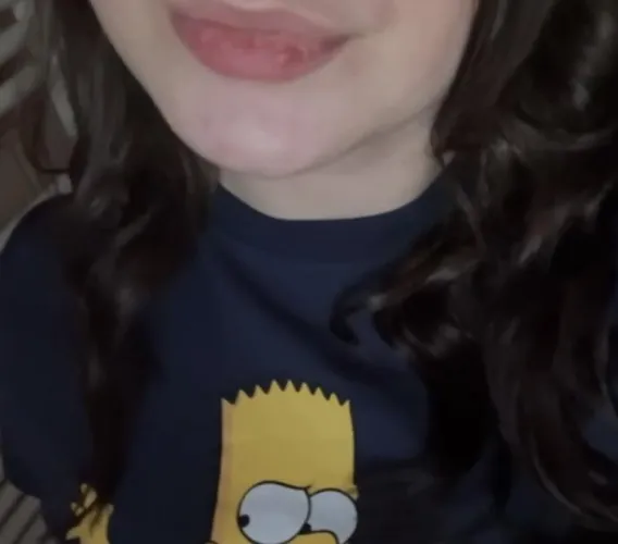 Are my 19 years old lips worthy of your kiss?