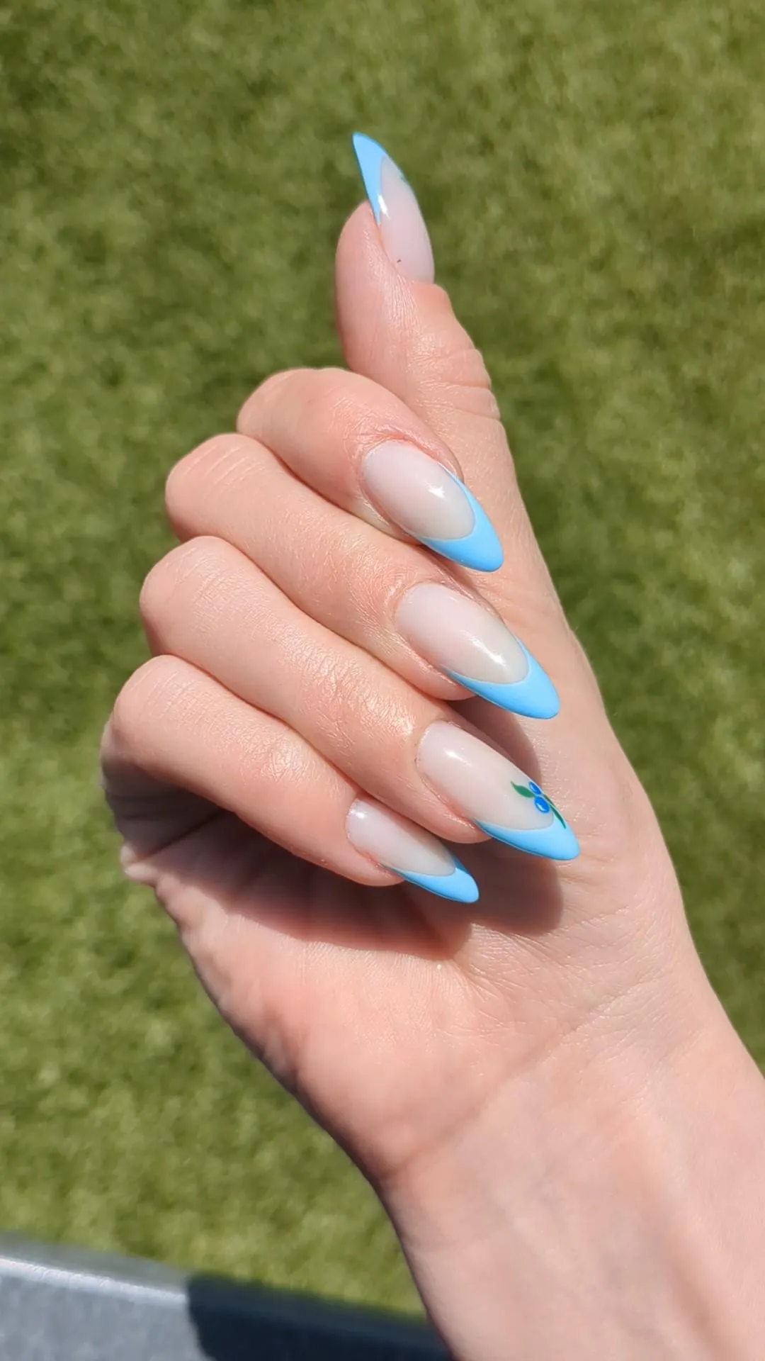 Hi y'all! I was invited to join I my nails are long enough for y'all💙💙💙
